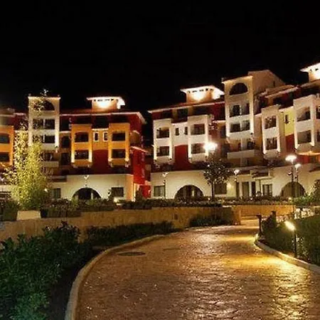 Marina Cape 32-35 Acheloj