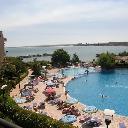 Apartment Marina Cape 32-35 Aheloy